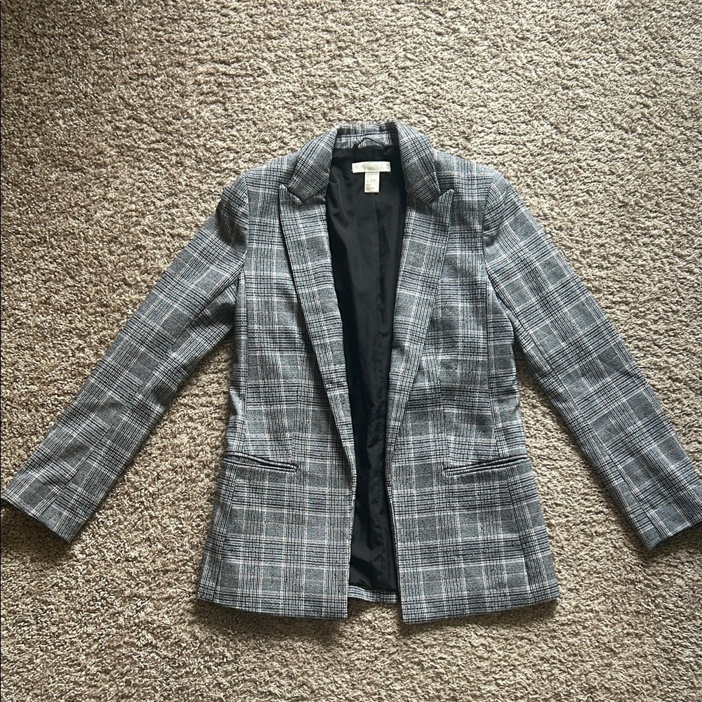 H&M Black and Gray Checkered Blazer